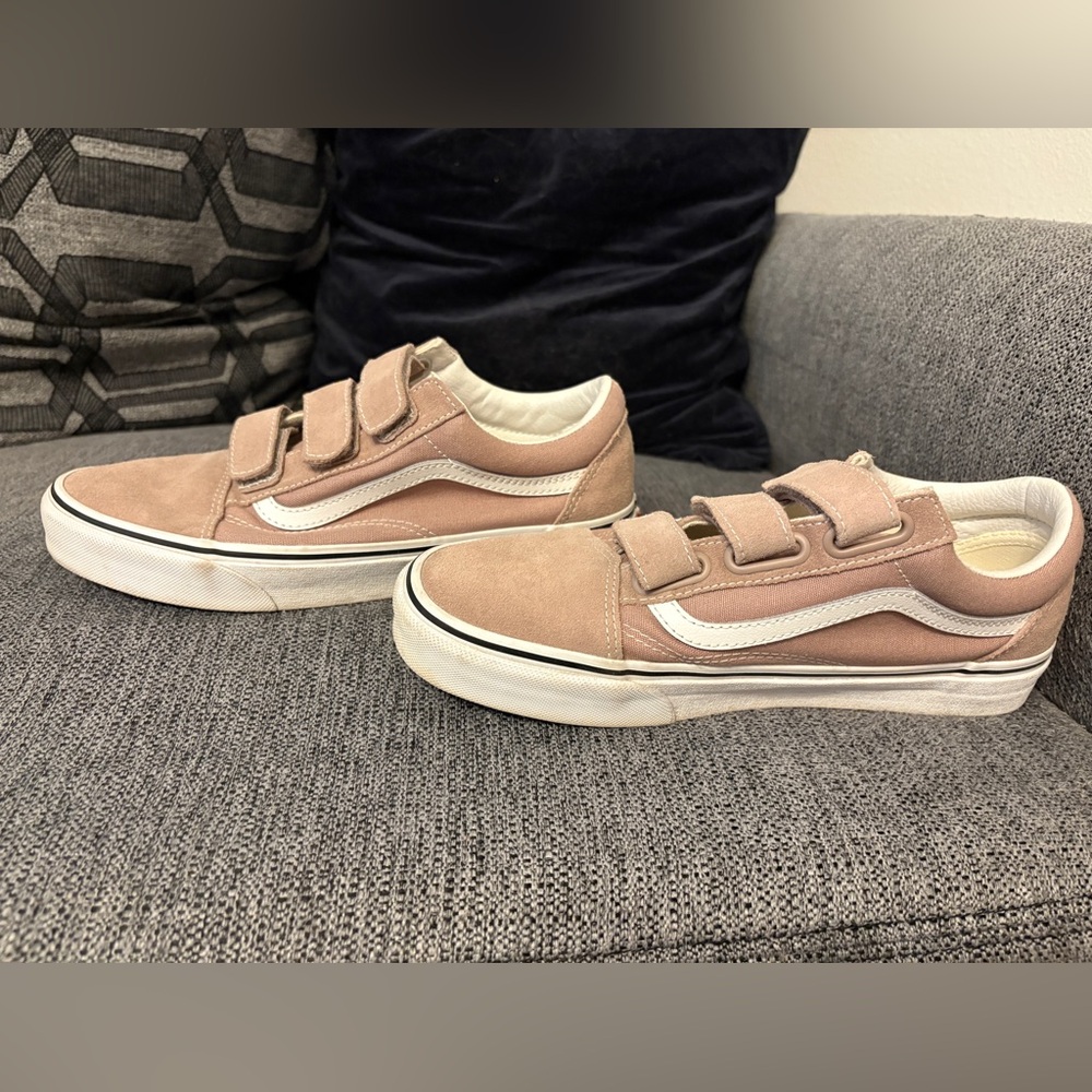 Vans Women’s Mauve Velcro Sneakers